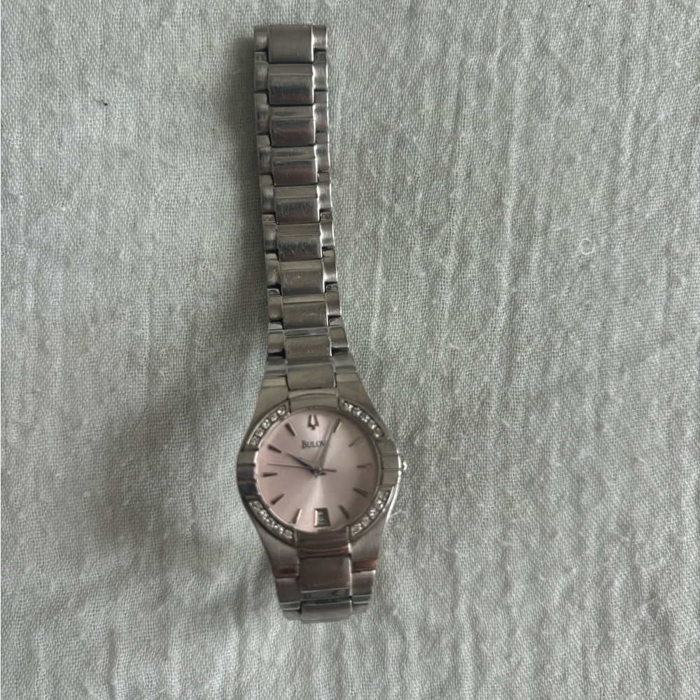 BULOVA WATCH - good as new!